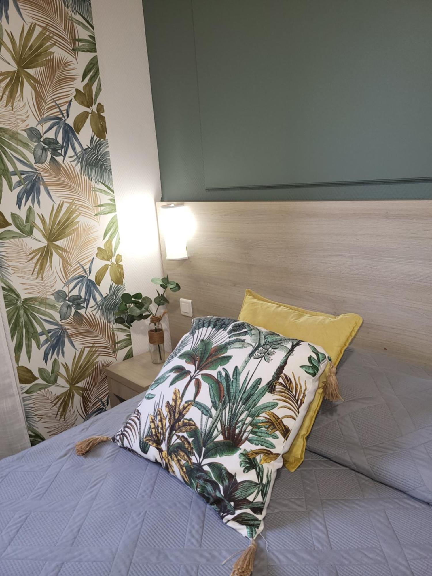 Hotel Parisien Menton Extérieur photo
